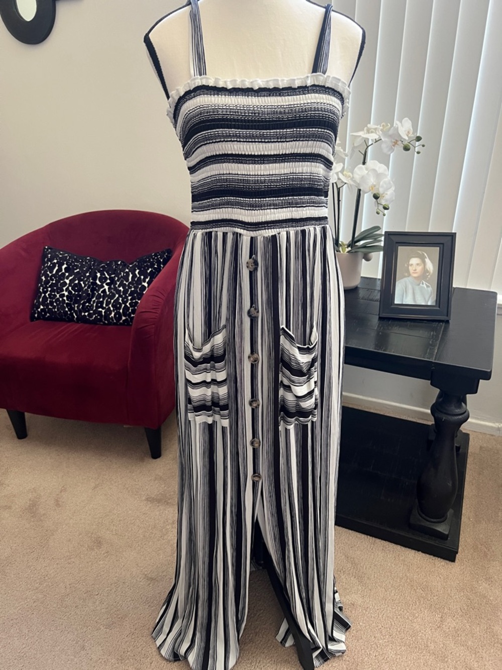 Source Unknown Black and White Striped Smocked Maxi Dress